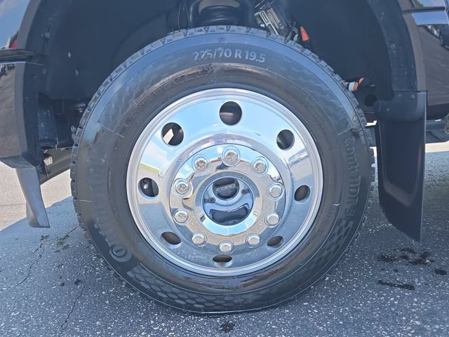 Certified 2026 Ford F450 Platinum AWD/4WD image 9