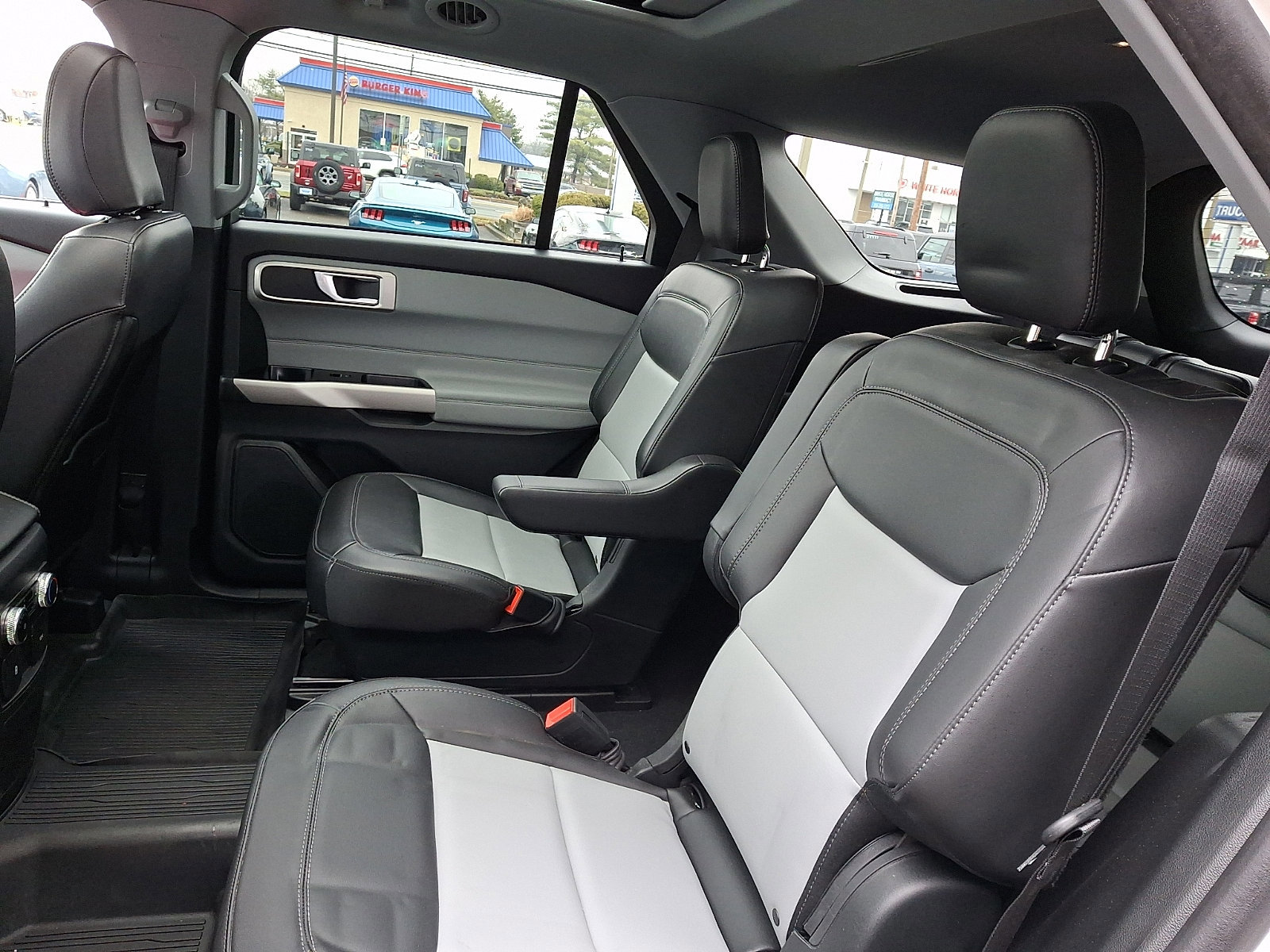 Certified 2023 Ford Explorer XLT w/ Equipment Group 202A image 11