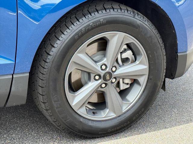 Certified 2024 Ford Edge SEL w/ Sport Appearance Package AWD/4WD image 9