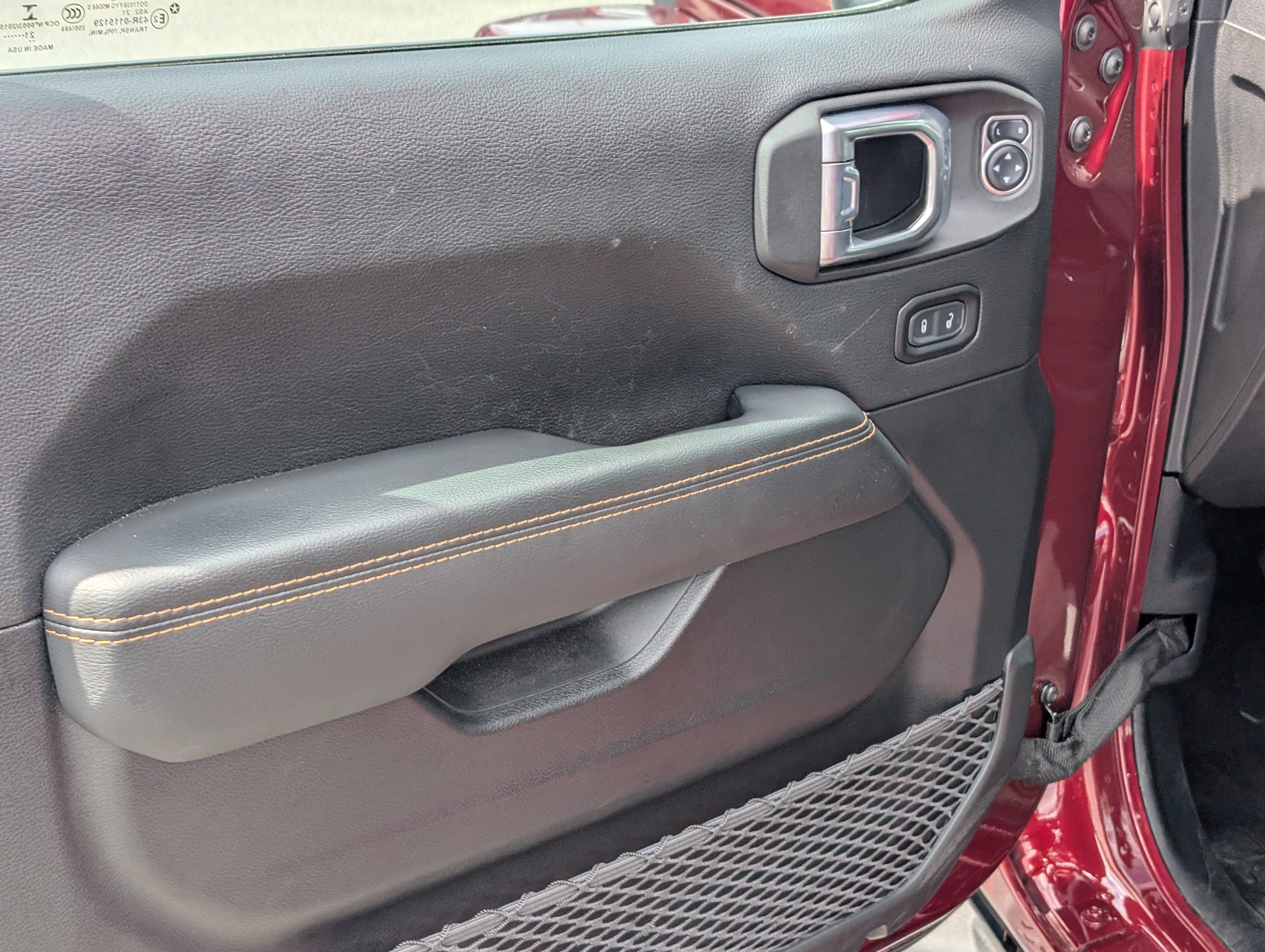 Used 2021 Jeep Wrangler Unlimited Sahara AWD/4WD image 16
