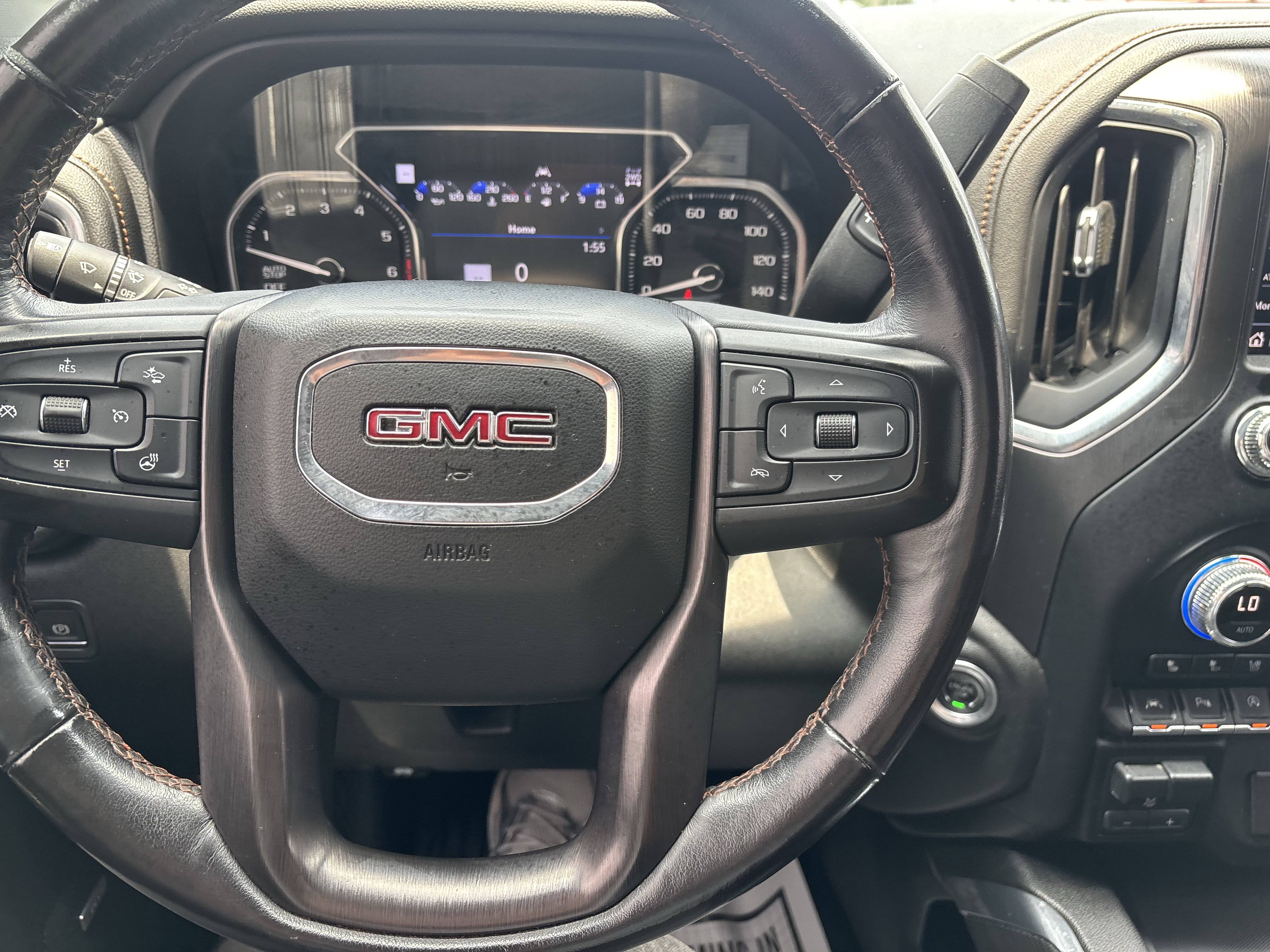 Used 2020 GMC Sierra 1500 AT4 w/ AT4 Premium Package AWD/4WD image 28