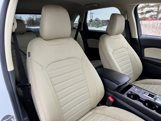 Certified 2024 Ford Edge SE image 19