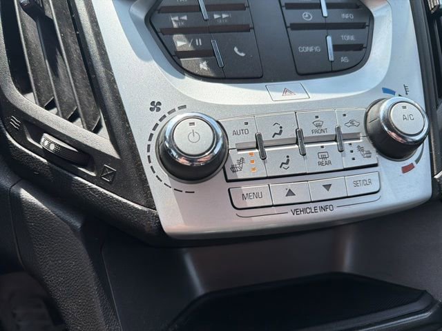 Used 2017 Chevrolet Equinox Premier w/ Enhanced Convenience Package FWD image 27