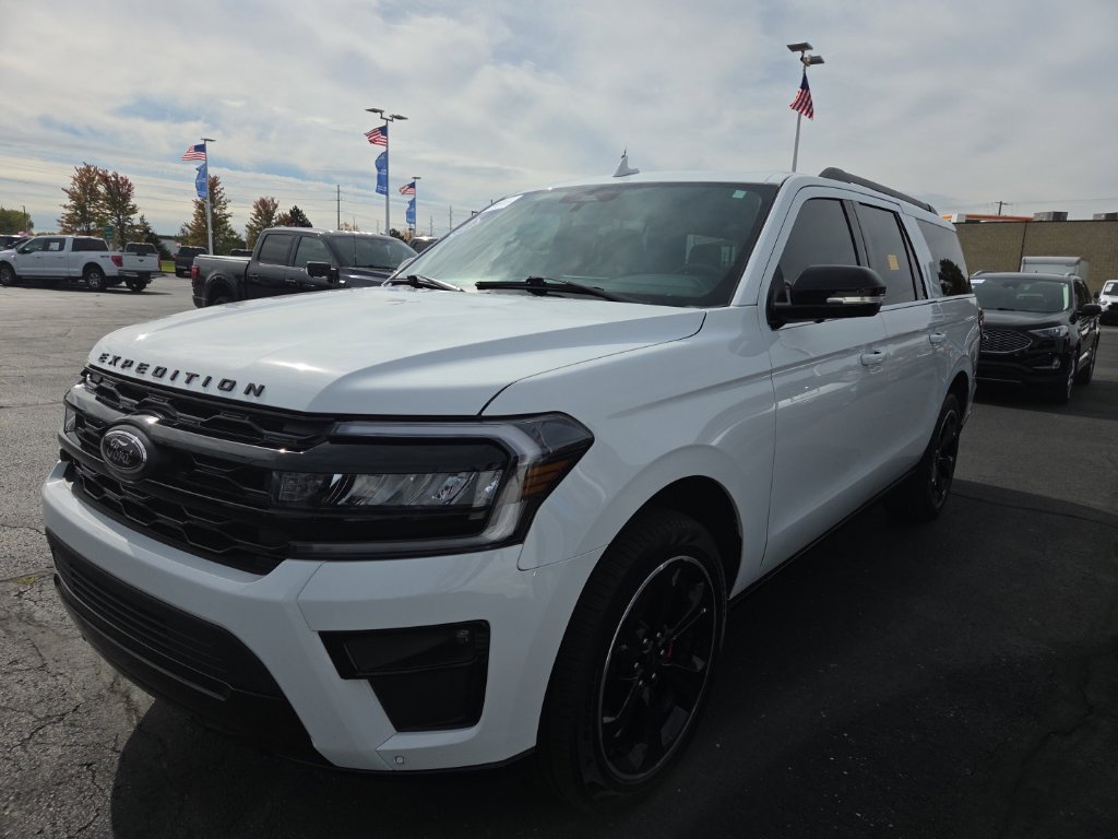 Certified 2024 Ford Expedition Max Limited AWD/4WD image 1