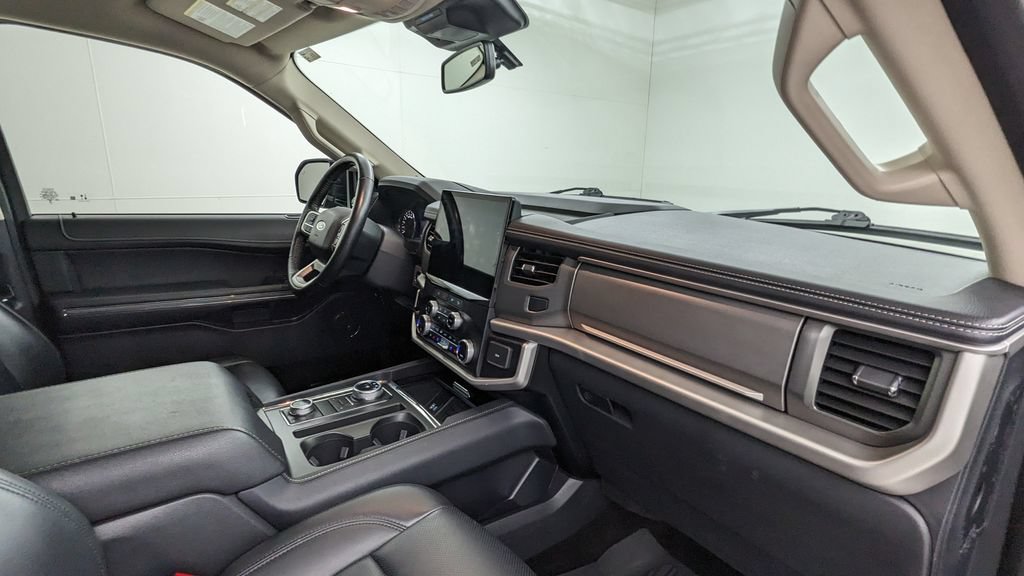Certified 2023 Ford Expedition XLT AWD/4WD image 41