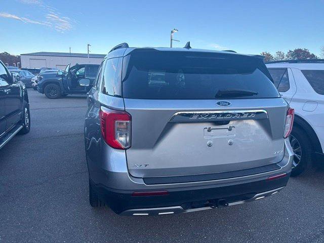 Certified 2023 Ford Explorer XLT w/ Equipment Group 202A AWD/4WD image 17
