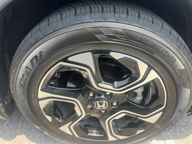 Used 2019 Honda CR-V Touring image 5