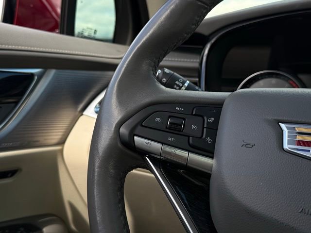 Used 2023 Cadillac XT6 Premium Luxury FWD image 12