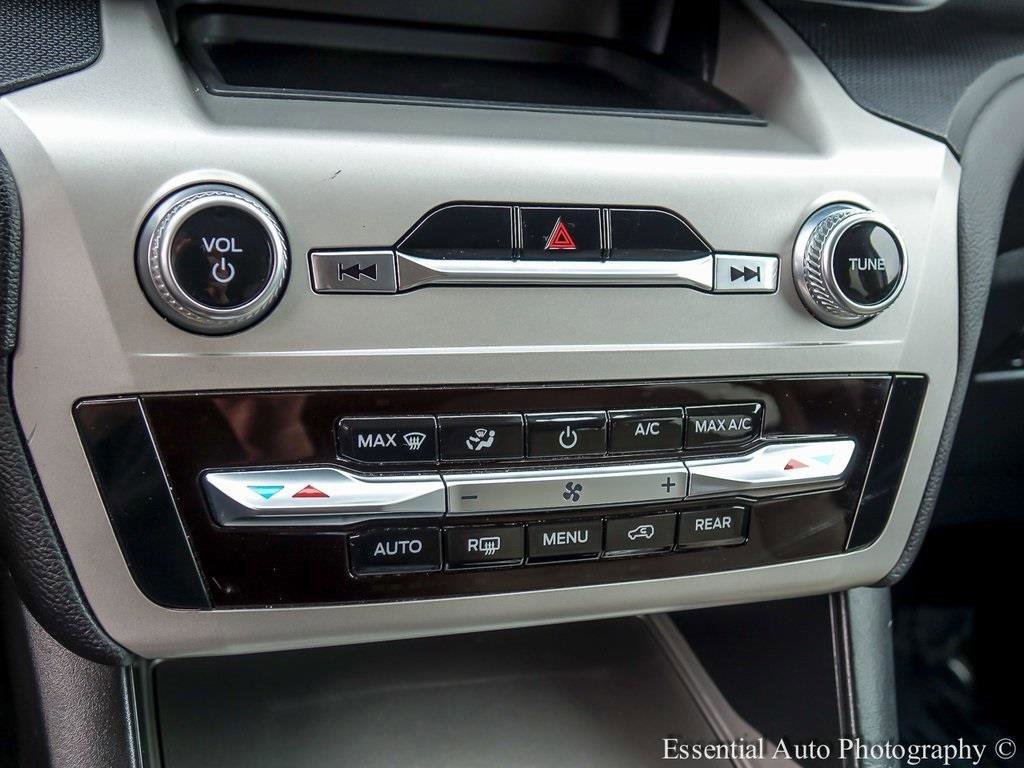 Certified 2022 Ford Explorer 4WD image 18