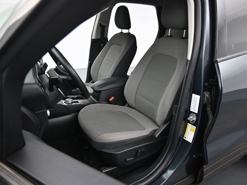 Certified 2022 Ford Escape SE w/ Cold Weather Package AWD/4WD image 35
