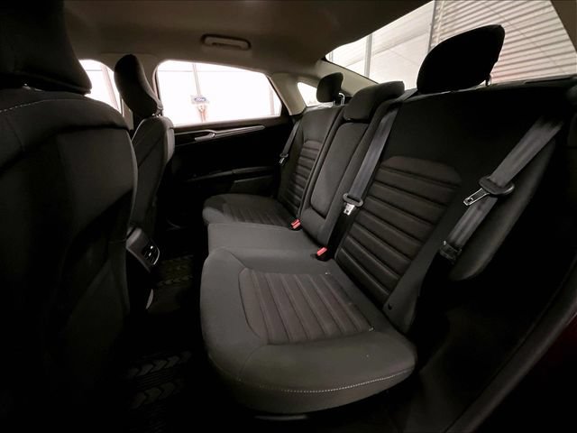 Certified 2019 Ford Fusion SE FWD image 25