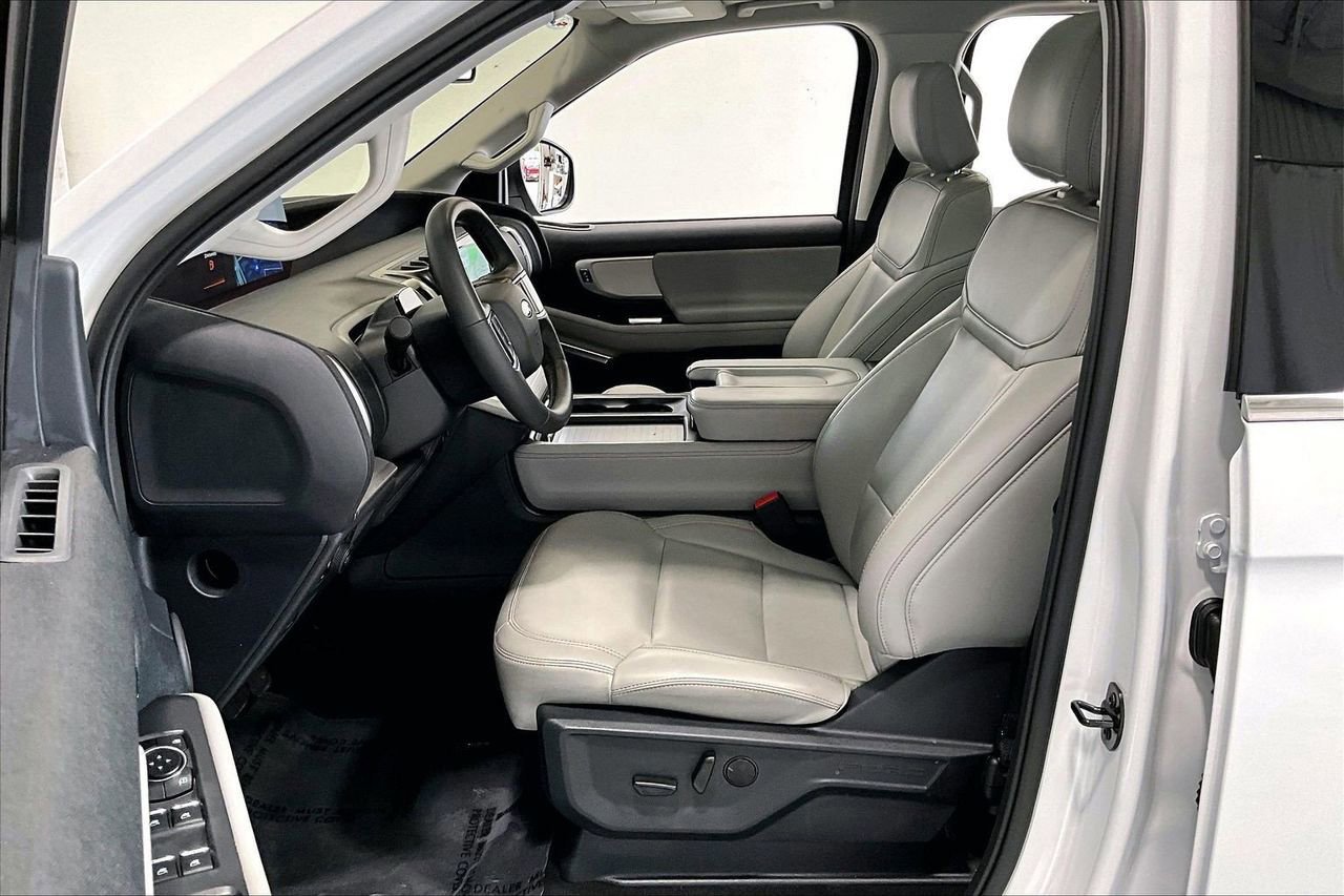 Certified 2025 Ford Expedition Max Active image 19