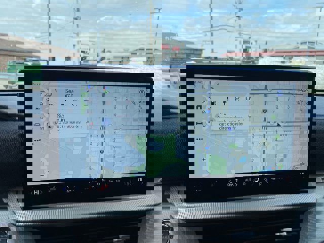 Certified 2025 Ford Explorer Active image 17