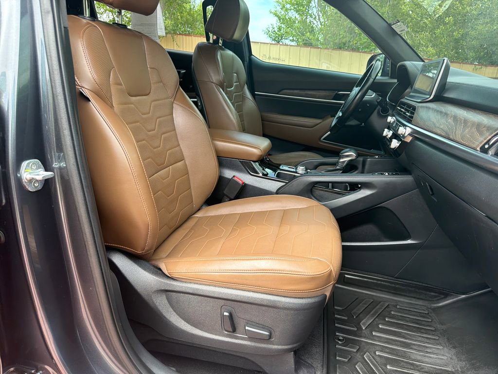 Used 2022 Kia Telluride SX w/ SX Prestige Package AWD/4WD image 36