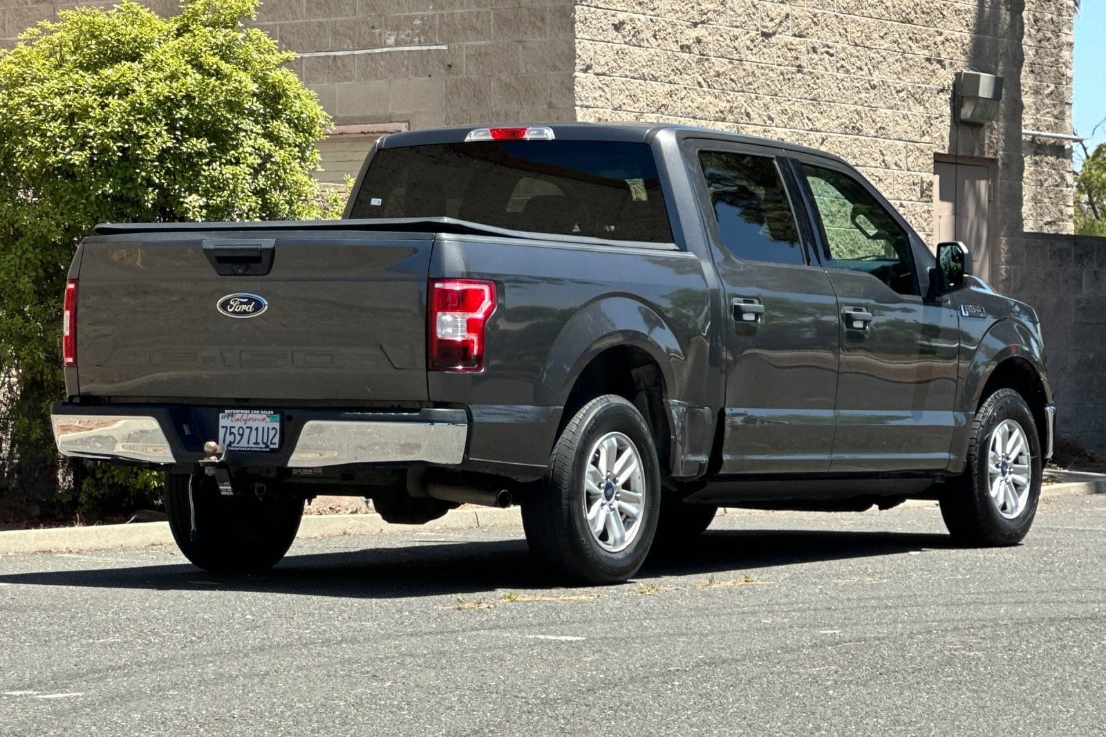 Certified 2018 Ford F150 XLT RWD image 3