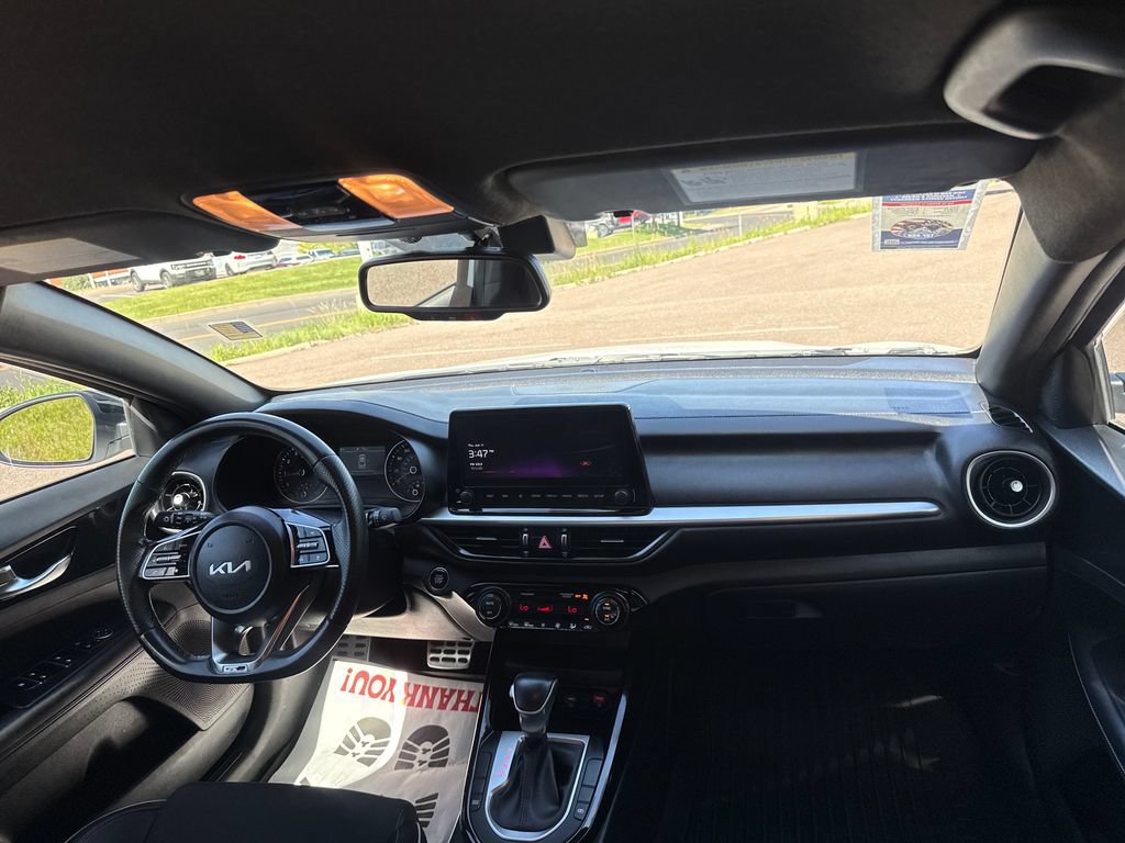 Used 2023 Kia Forte GT-Line w/ GT-Line Technology Package FWD image 27