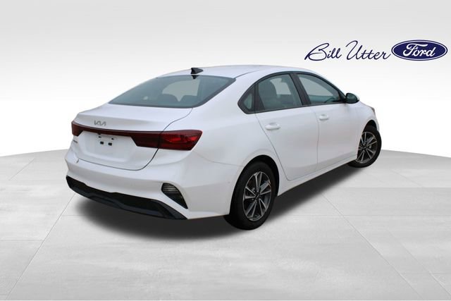 Used 2023 Kia Forte LXS image 5