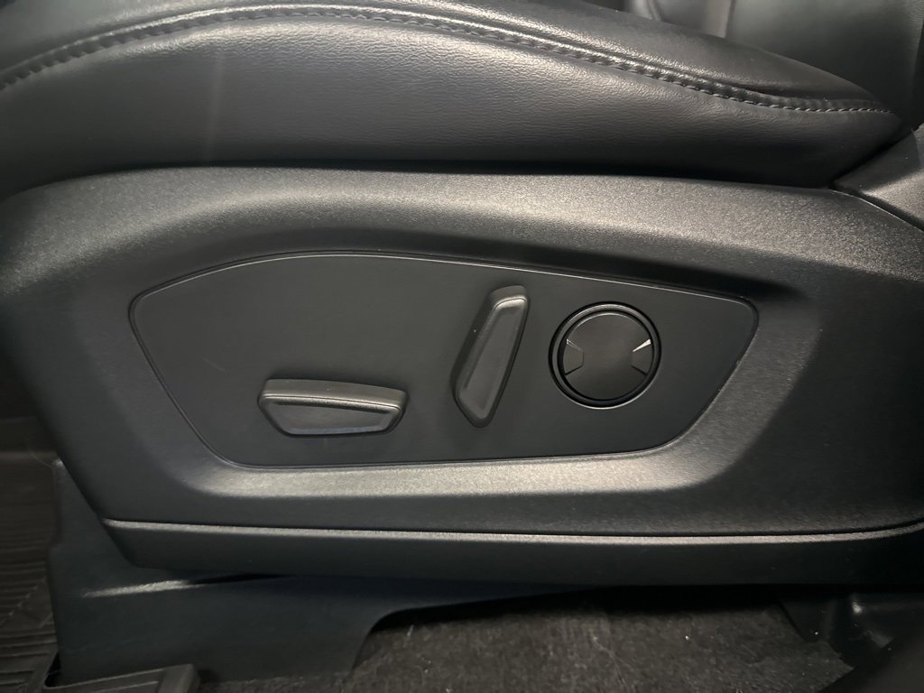 Certified 2023 Ford Explorer XLT w/ Equipment Group 202A image 18