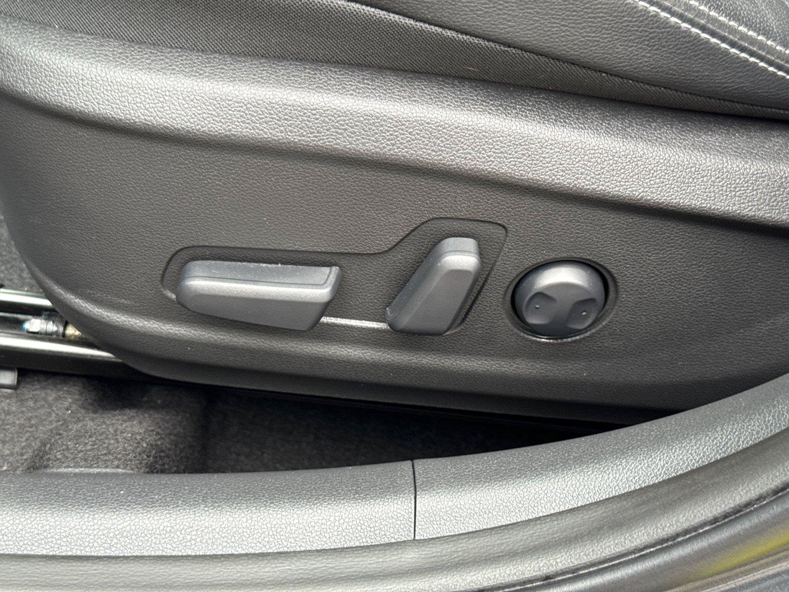 Used 2019 Hyundai Kona Ultimate AWD/4WD image 26