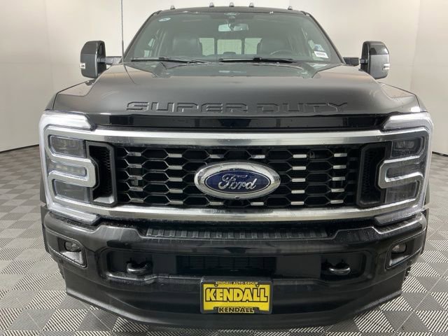 Certified 2025 Ford F450 Platinum w/ FX4 Off-Road Package AWD/4WD image 2