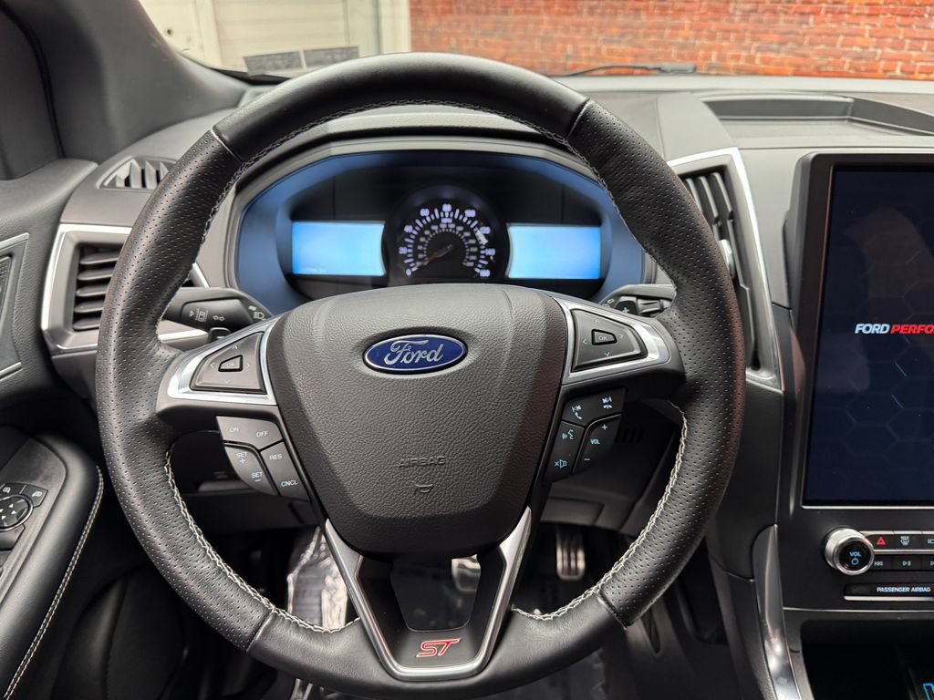 Certified 2023 Ford Edge ST AWD/4WD image 13