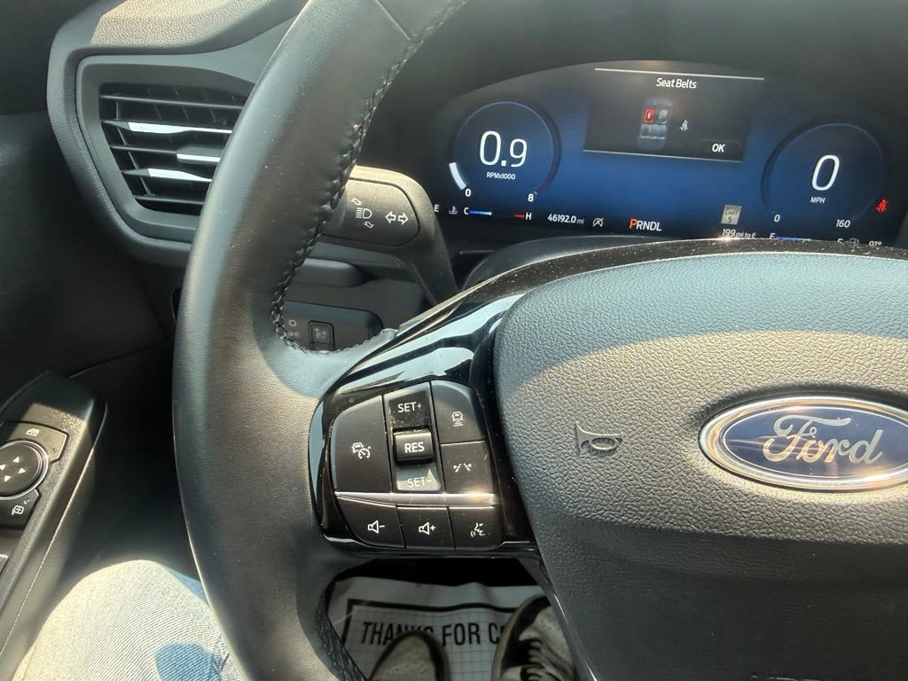 Certified 2024 Ford Escape Platinum AWD/4WD image 21