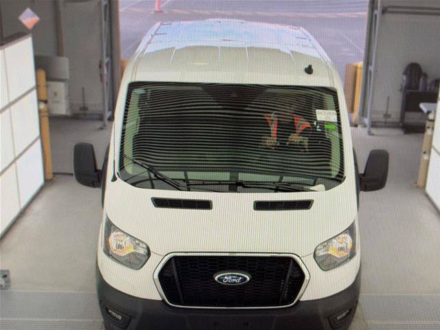 Certified 2025 Ford Transit 250 Low Roof w/ Exterior Upgrade Package RWD image 6
