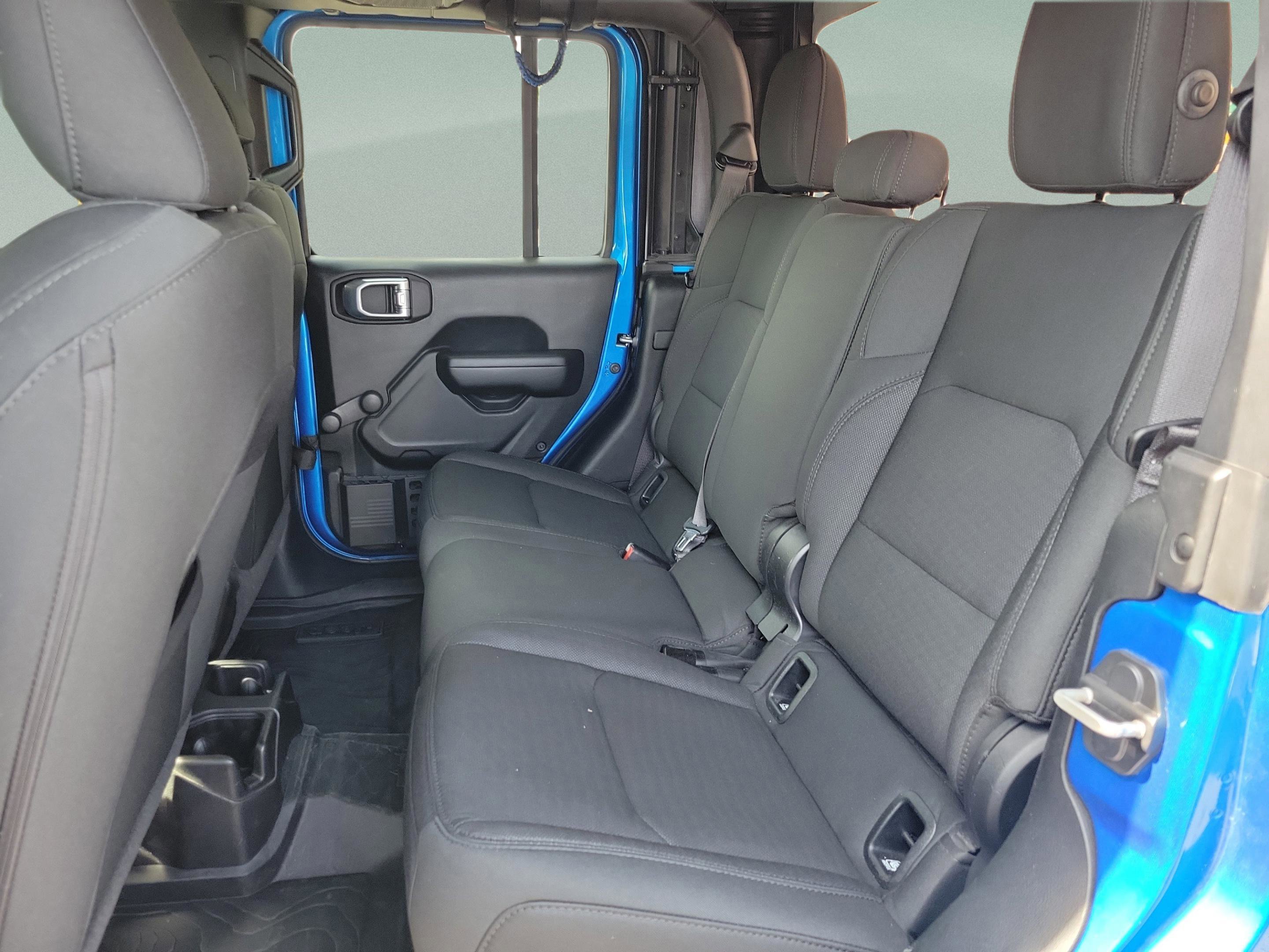 Used 2021 Jeep Gladiator Sport image 24