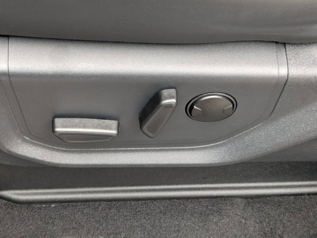 Certified 2024 Ford Expedition XLT image 18