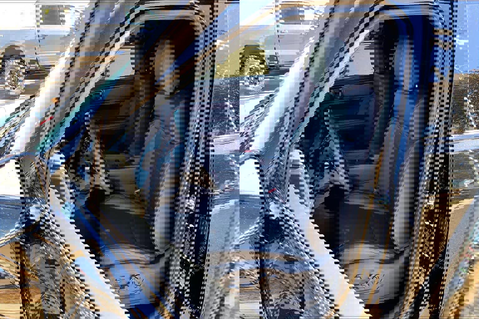 Used 2024 Hyundai Santa Fe Calligraphy image 9