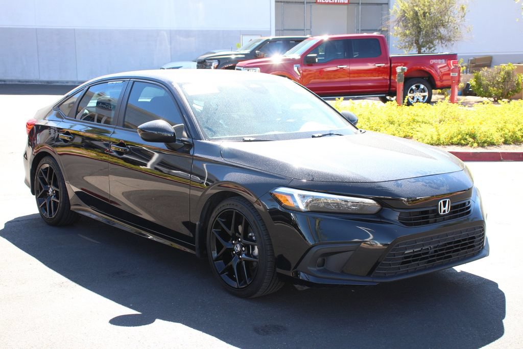 Used 2023 Honda Civic Sport image 11