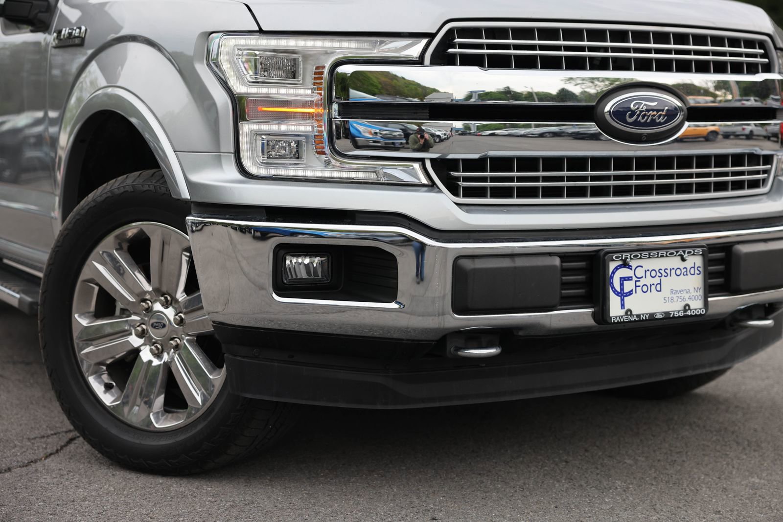 Certified 2020 Ford F150 Lariat w/ Equipment Group 502A Luxury AWD/4WD image 32