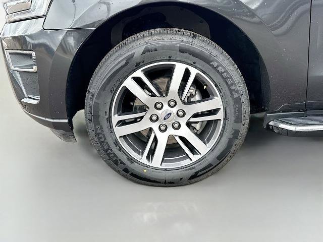 Certified 2022 Ford Expedition Max Limited AWD/4WD image 24