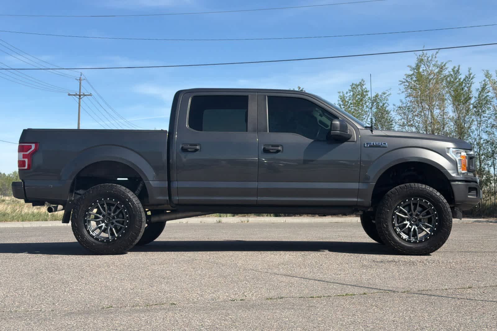 Certified 2019 Ford F150 XL w/ Equipment Group 101A Mid AWD/4WD image 8