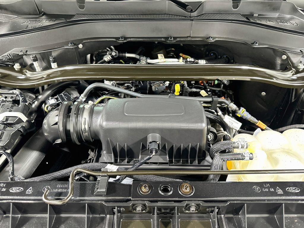 Certified 2023 Ford Explorer Limited AWD/4WD image 19