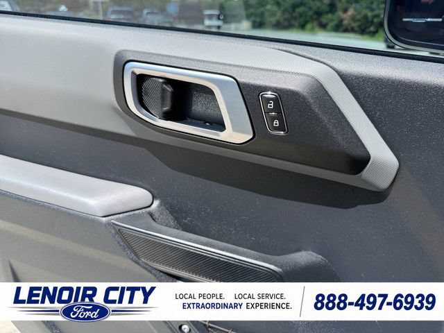 Certified 2023 Ford Bronco Big Bend w/ Sasquatch Package AWD/4WD image 16
