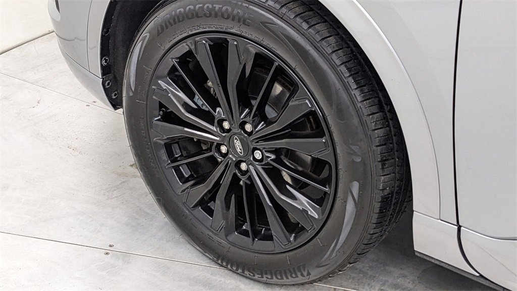 Certified 2023 Ford Escape ST-Line Elite image 4