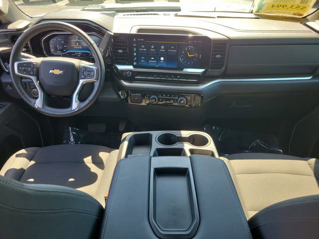 Used 2025 Chevrolet Silverado 2500 LT w/ Convenience Package AWD/4WD image 12