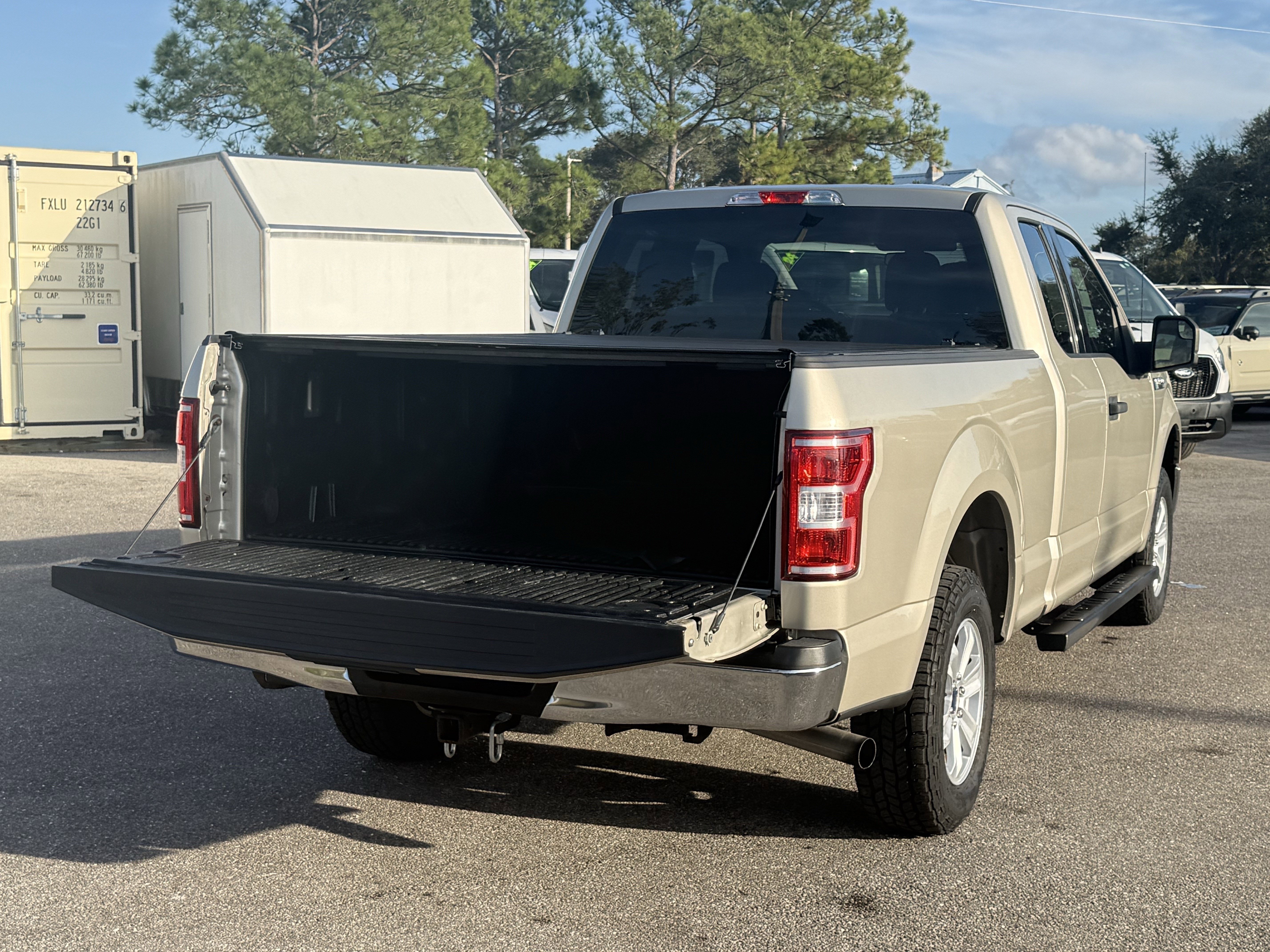 Certified 2018 Ford F150 XLT image 13