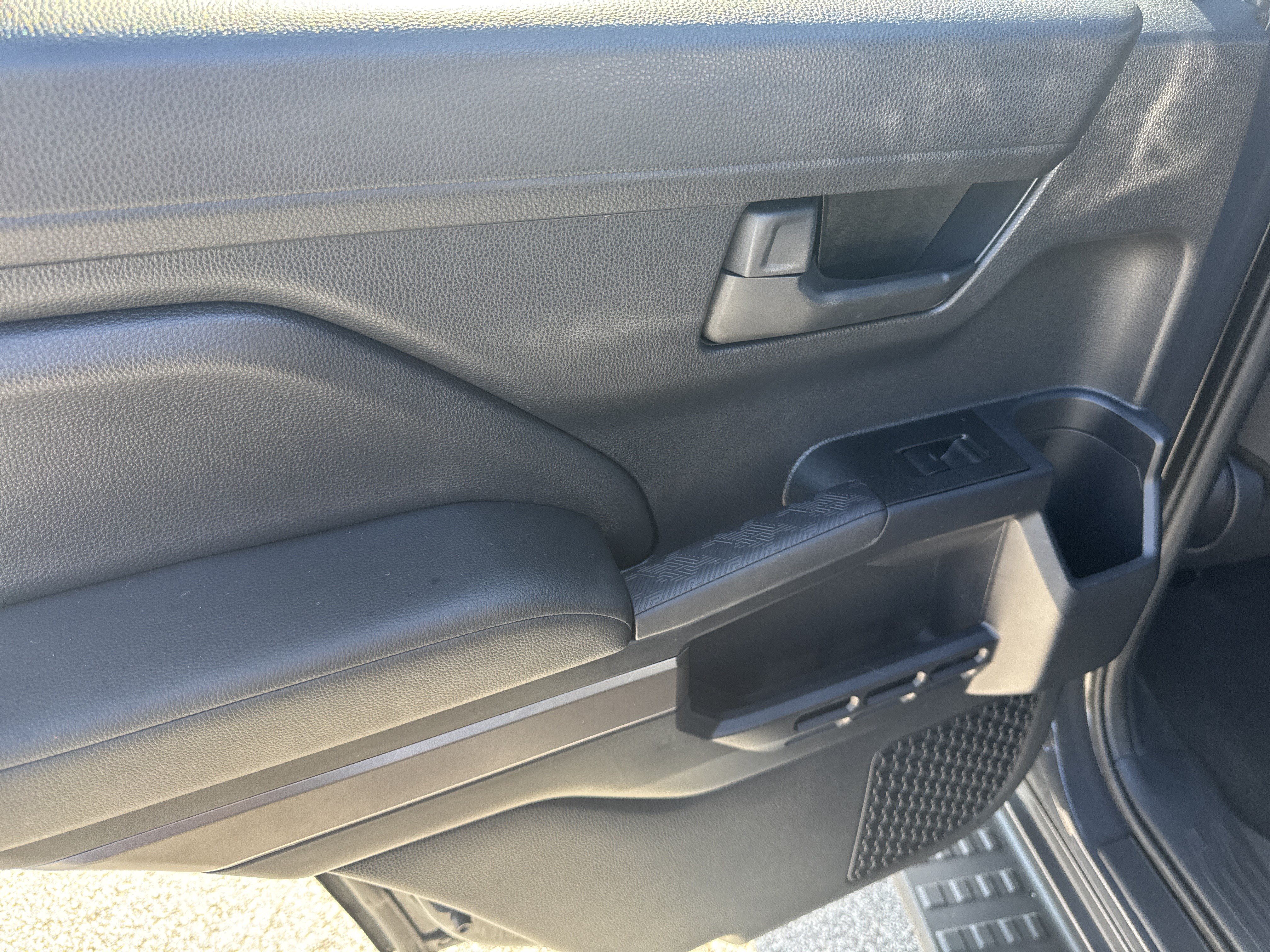 Used 2025 Toyota 4Runner SR5 AWD/4WD image 22