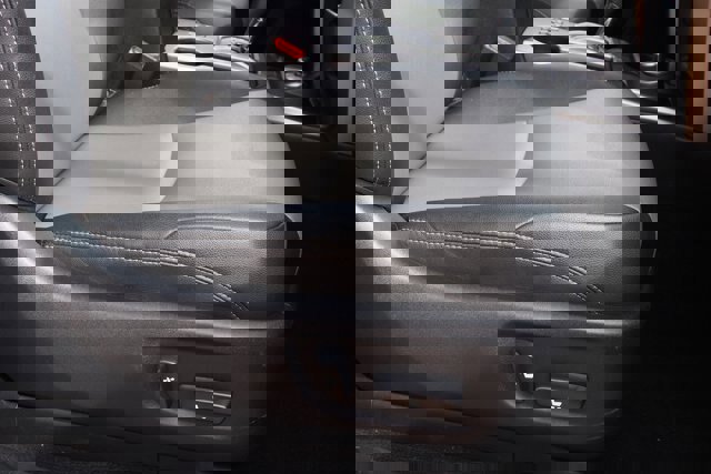 Used 2020 Toyota 4Runner SR5 Premium w/ Moonroof Package image 12