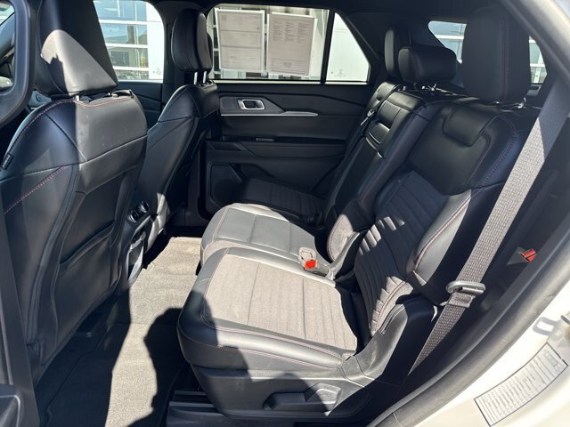 Certified 2025 Ford Explorer ST-Line w/ ST-Line Street Pack AWD/4WD image 13