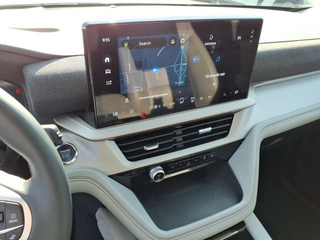 Certified 2025 Ford Explorer Active w/ Active Comfort Package AWD/4WD image 23