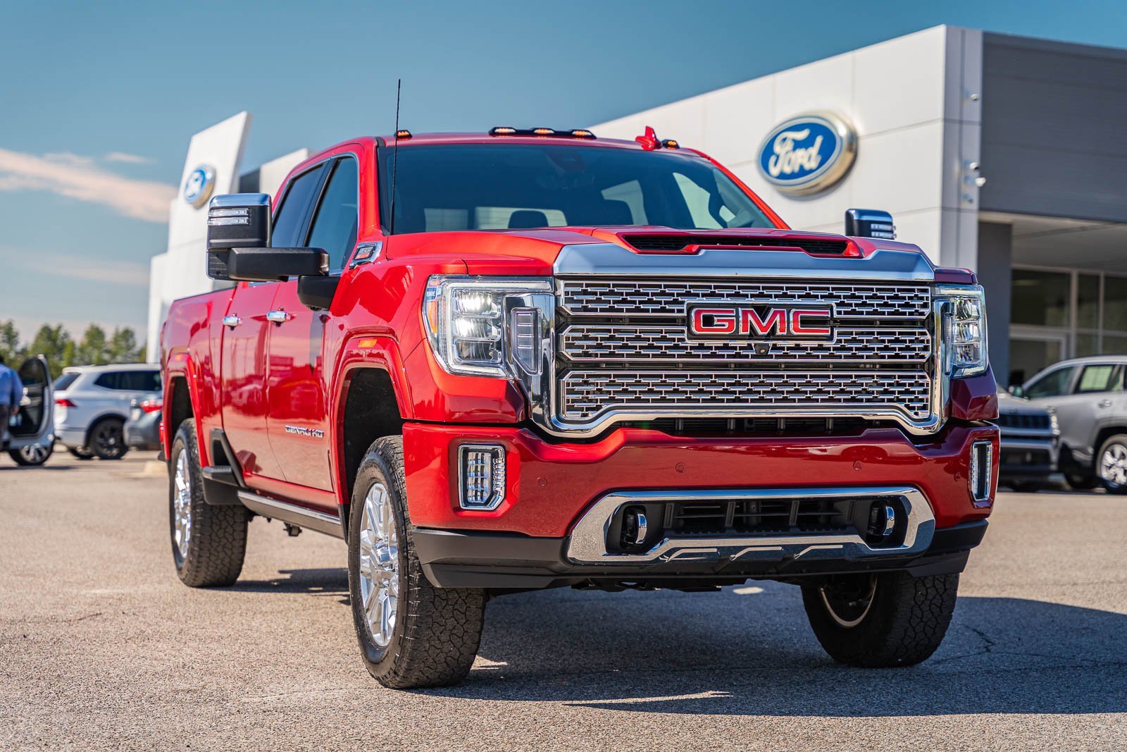 Used 2022 GMC Sierra 2500 Denali w/ Denali Ultimate Package image 1