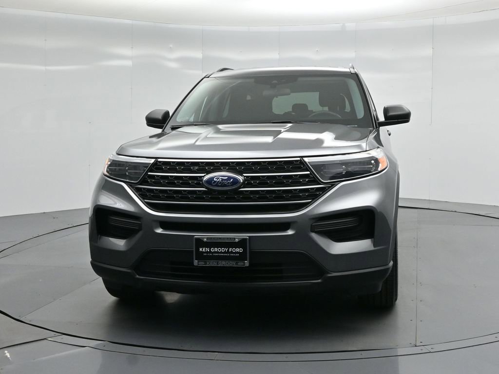 Certified 2022 Ford Explorer XLT image 60