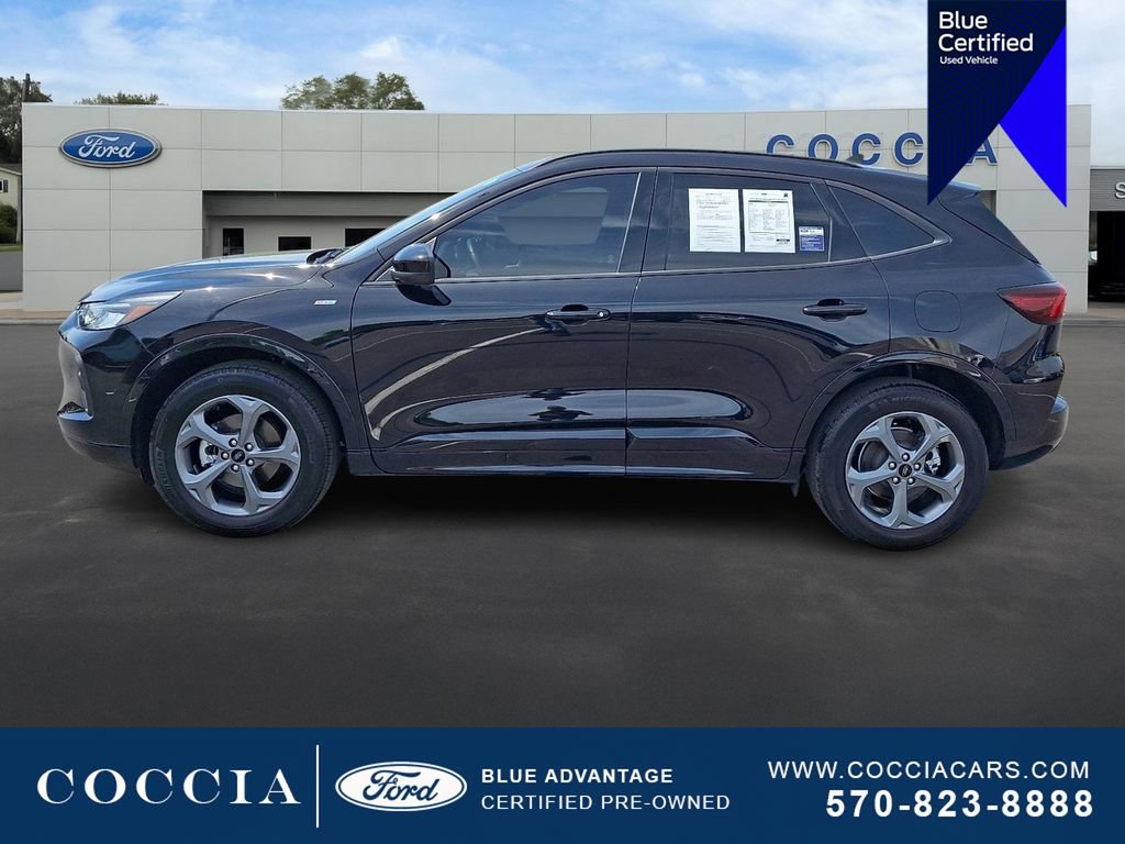 Certified 2024 Ford Escape ST-Line Select AWD/4WD image 7