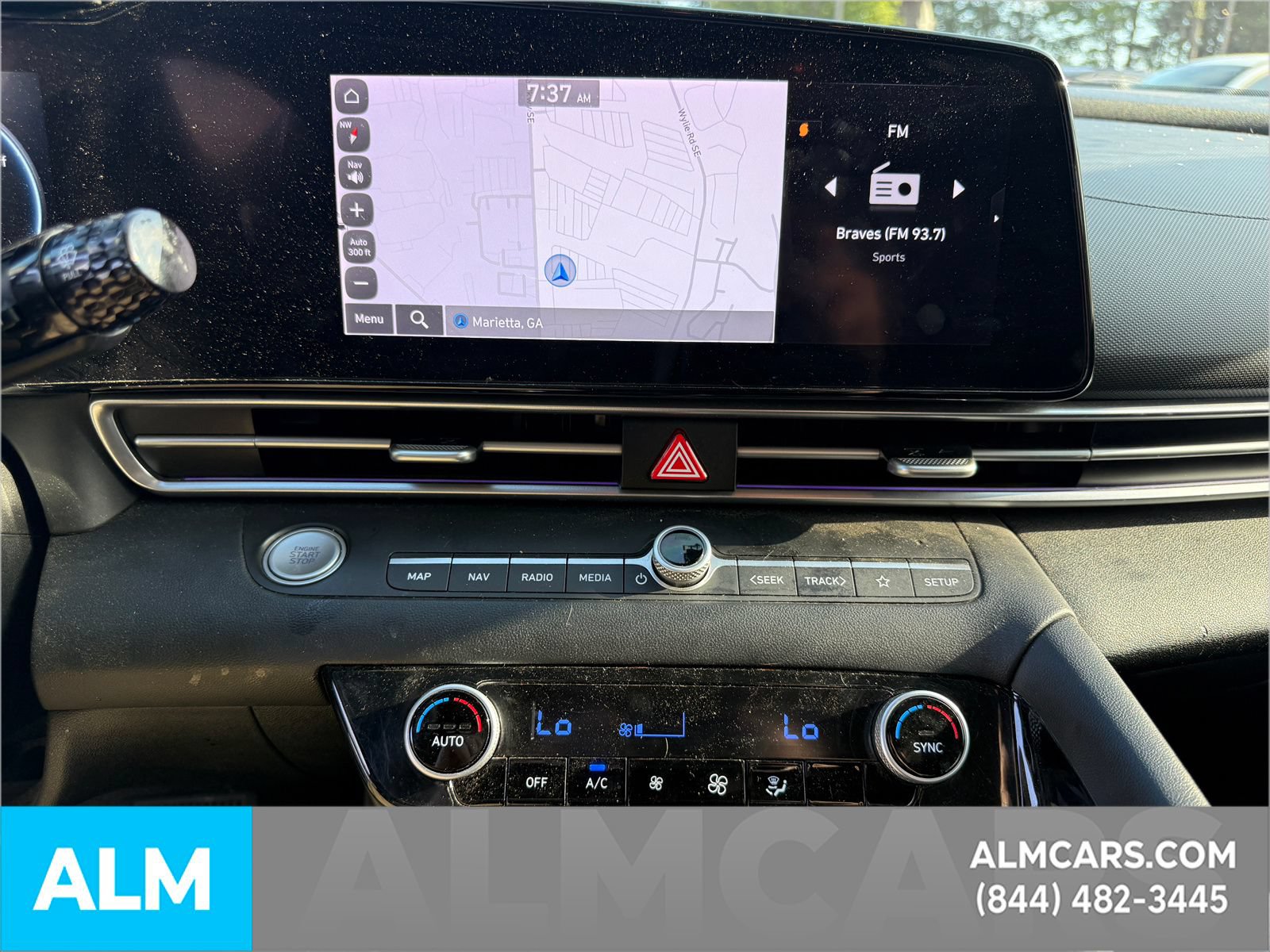 Used 2021 Hyundai Elantra Limited w/ Cargo Package FWD image 14