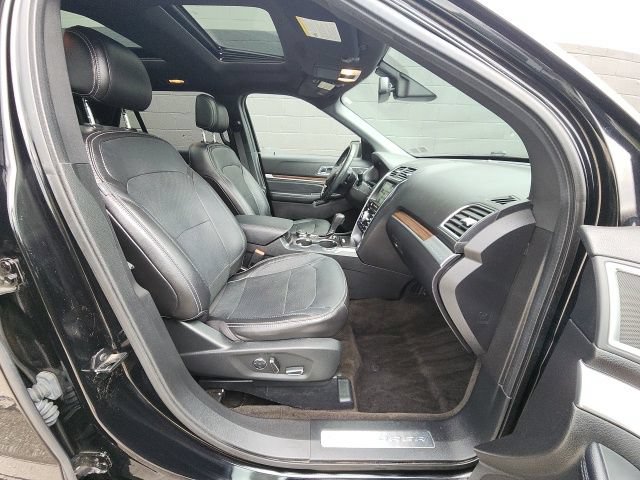 Certified 2017 Ford Explorer Limited w/ Equipment Group 301A AWD/4WD image 12