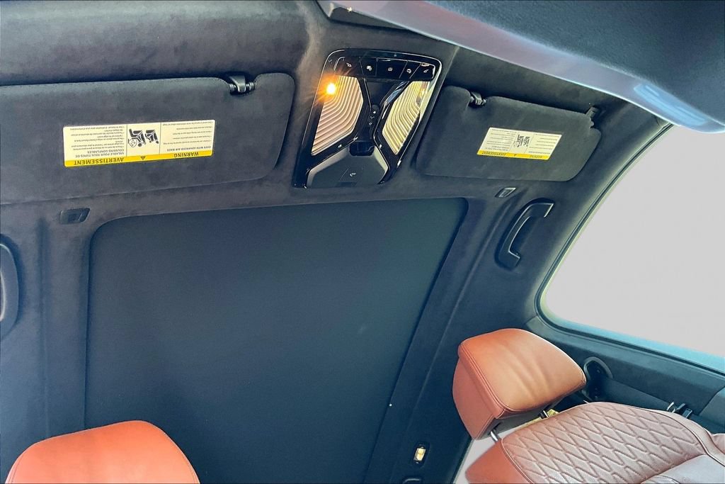 Used 2025 BMW X7 M60i w/ Climate Comfort Package AWD/4WD image 22