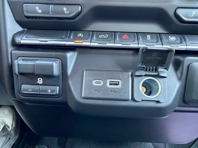 Used 2020 Chevrolet Silverado 1500 LT w/ LT 2.7L Value Package AWD/4WD image 34